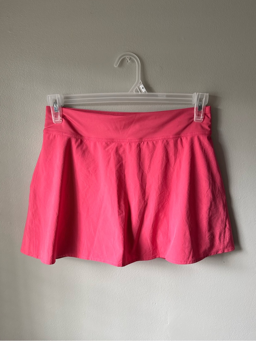 Hot Pink Lululemon Tennis Skirt w/ Built-In Shorts - size 8